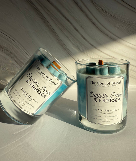 Candle English pear & Freesia